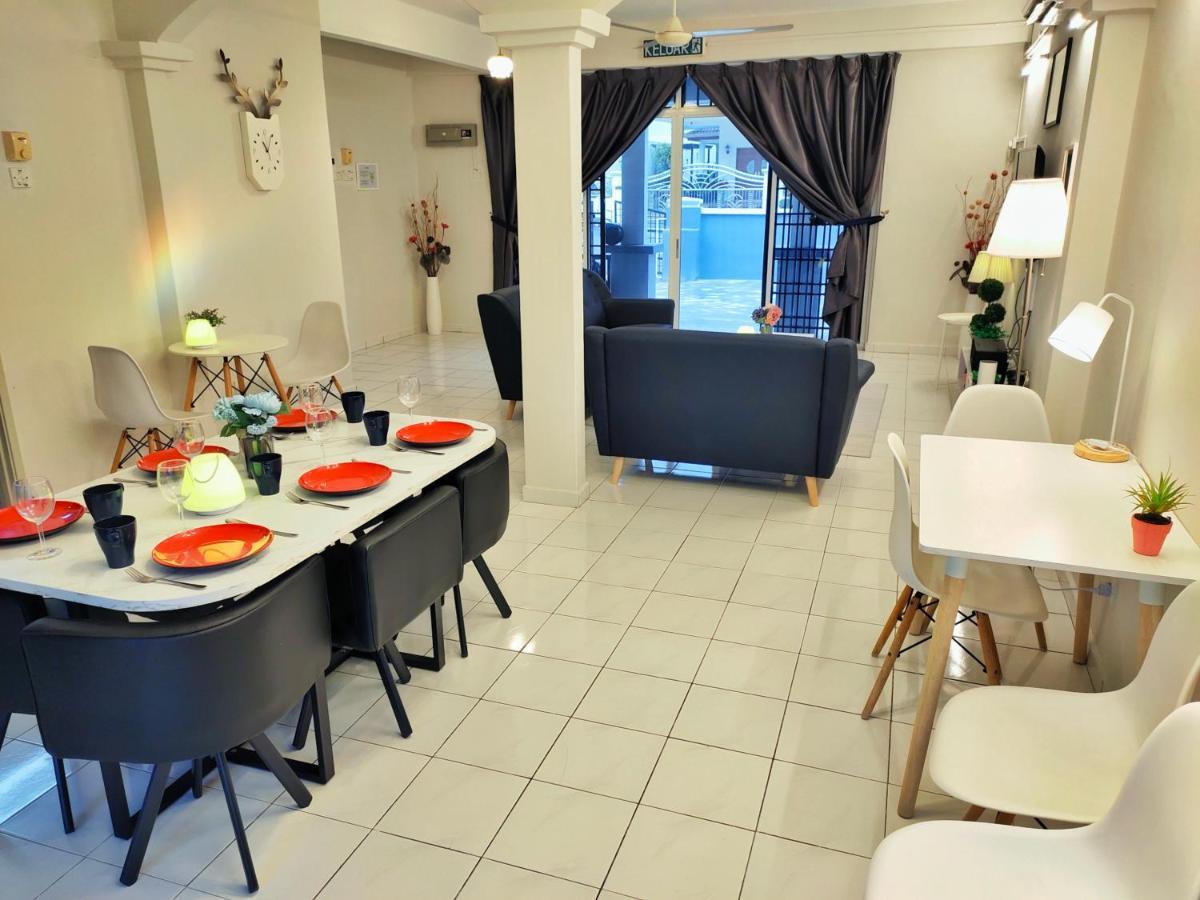 Semi-Detached, Up To 21 Pax, 4 Bedrooms, 3 Bathrooms, 4 Car Parks By Star Home Bayan Lepas Luaran gambar