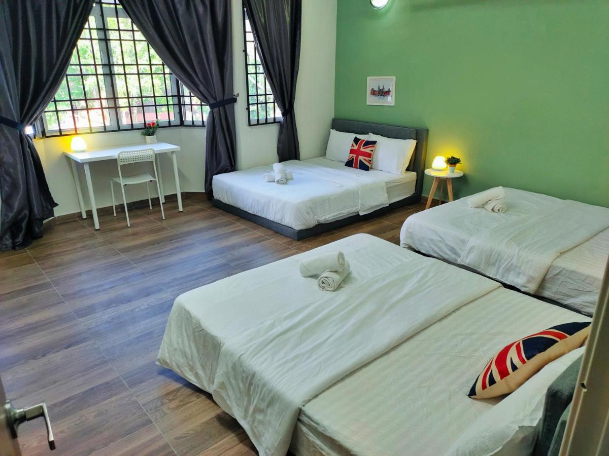 Semi-Detached, Up To 21 Pax, 4 Bedrooms, 3 Bathrooms, 4 Car Parks By Star Home Bayan Lepas Luaran gambar