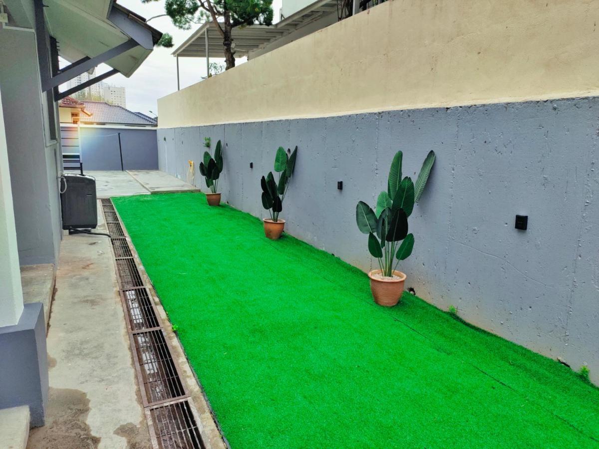 Semi-Detached, Up To 21 Pax, 4 Bedrooms, 3 Bathrooms, 4 Car Parks By Star Home Bayan Lepas Luaran gambar